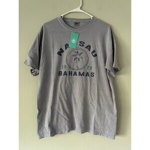 The Blue NWT Men’s Nassau Bahamas T-Shirt Short Sleeve Size Medium Casual wear